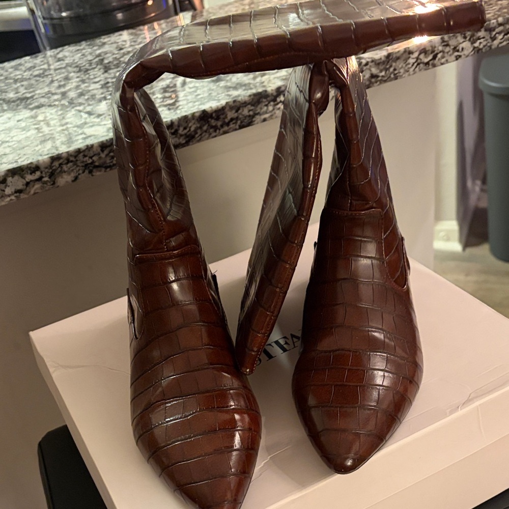 JustFab Brown Crocodile Pattern Heeled Boots